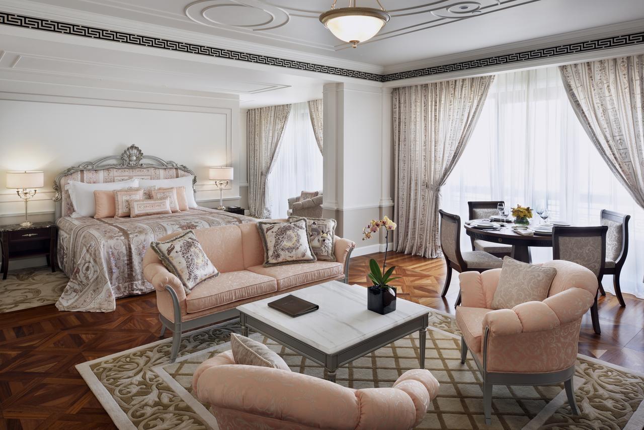 Suite Junior con vistas a la ciudad y cena de gala de Nochevieja